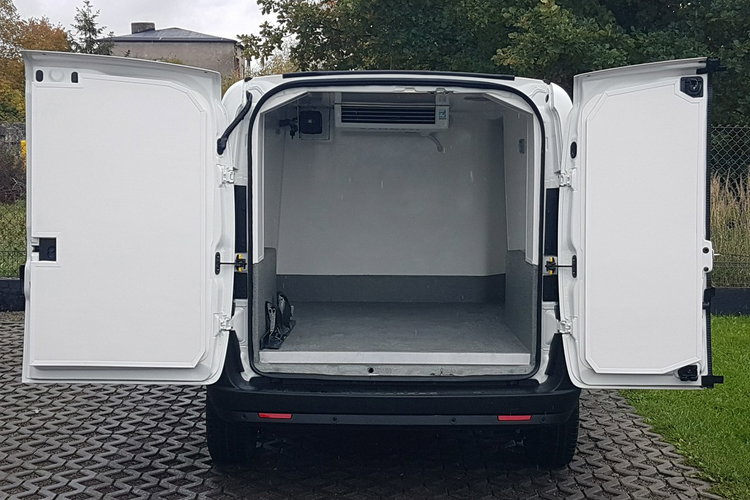Fiat Doblo MAXI CHŁODNIA MROŻNIA IZOTERMA GRZANIE AGREGAT ZANOTTI DŁUGI L2H1 AC zdjęcie 5