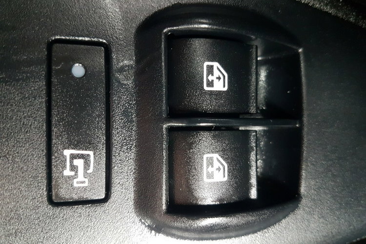 Fiat Doblo MAXI CHŁODNIA MROŻNIA IZOTERMA GRZANIE AGREGAT ZANOTTI DŁUGI L2H1 AC zdjęcie 9