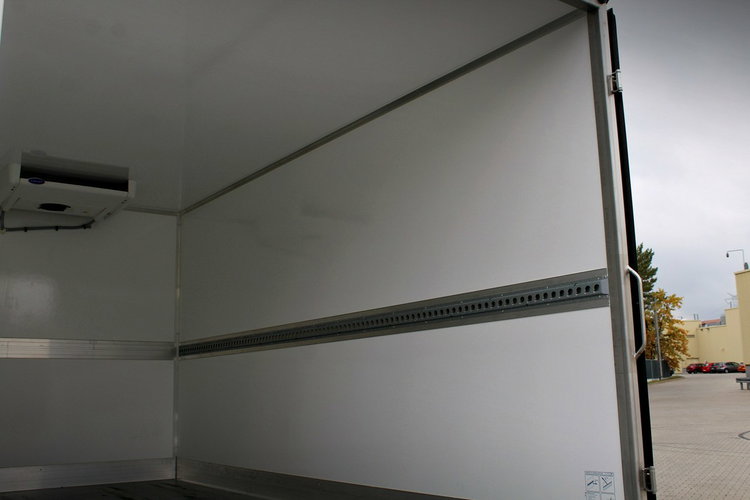 Ford Transit Transit bliźniak chłodnia 8 euro palet agregat Carrier Xarios 200 zdjęcie 19