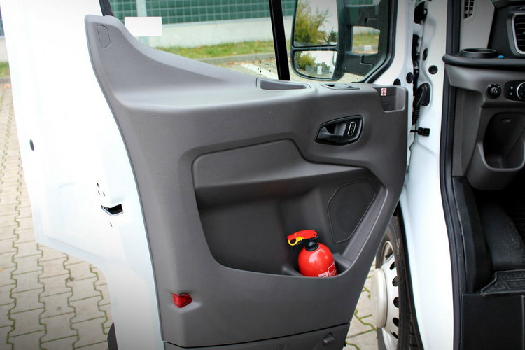 Ford Transit Transit bliźniak chłodnia 8 euro palet agregat Carrier Xarios 200 zdjęcie 22