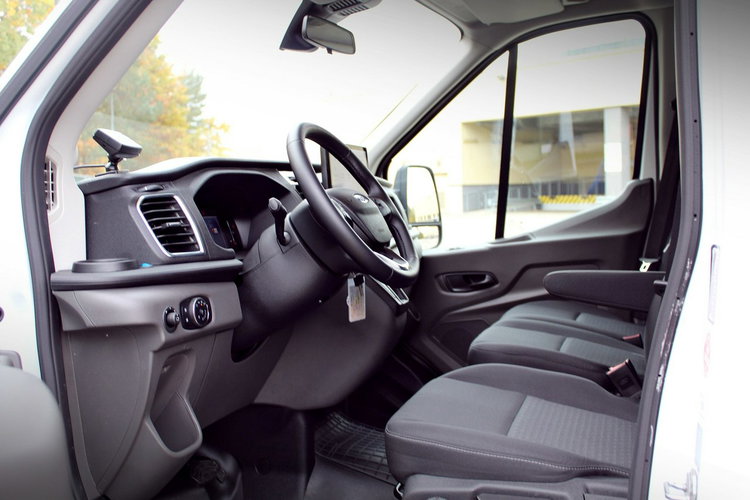 Ford Transit Transit bliźniak chłodnia 8 euro palet agregat Carrier Xarios 200 zdjęcie 24