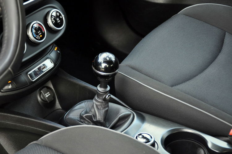 Fiat 500x 1.6i(110KM) Kolorowa Navi Parktronik Welur Chrom Reling I Wł Alu17"ASO zdjęcie 35