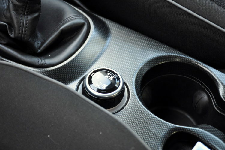 Fiat 500x 1.6i(110KM) Kolorowa Navi Parktronik Welur Chrom Reling I Wł Alu17"ASO zdjęcie 36