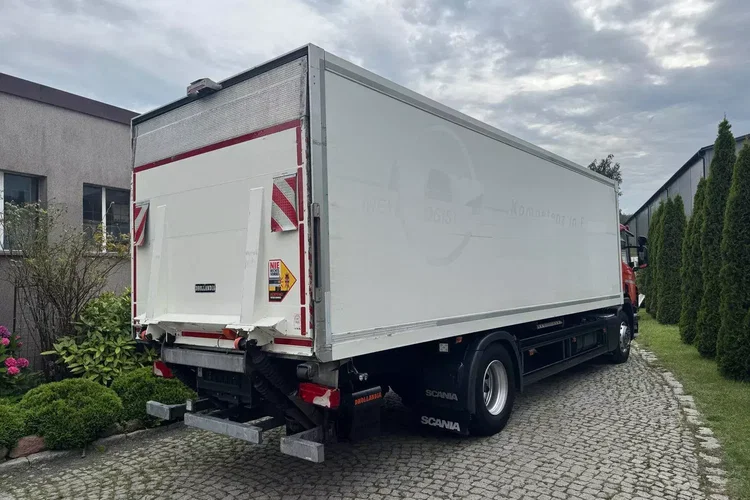 Scania P250 zdjęcie 37