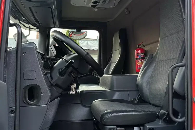 Scania P280 zdjęcie 23