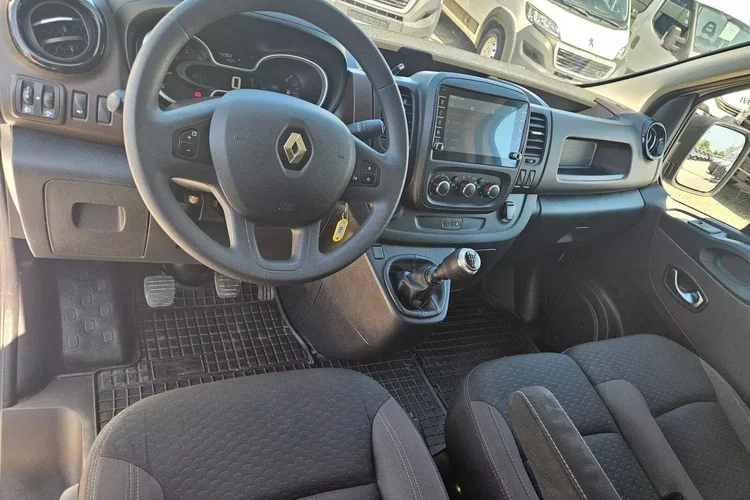Renault Trafic L2H1 74900zł NETTO Brygadówka 6 osób 2.0dCi/120KM zdjęcie 16