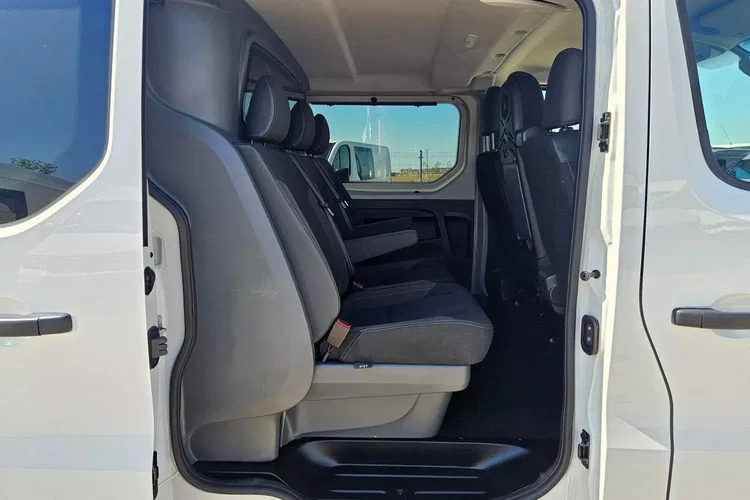 Renault Trafic L2H1 74900zł NETTO Brygadówka 6 osób 2.0dCi/120KM zdjęcie 25