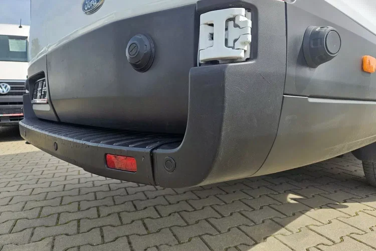 Ford transit L4H3 69900zł NETTO Brygadówka 6 osób 2.0TdCi/131KM zdjęcie 11