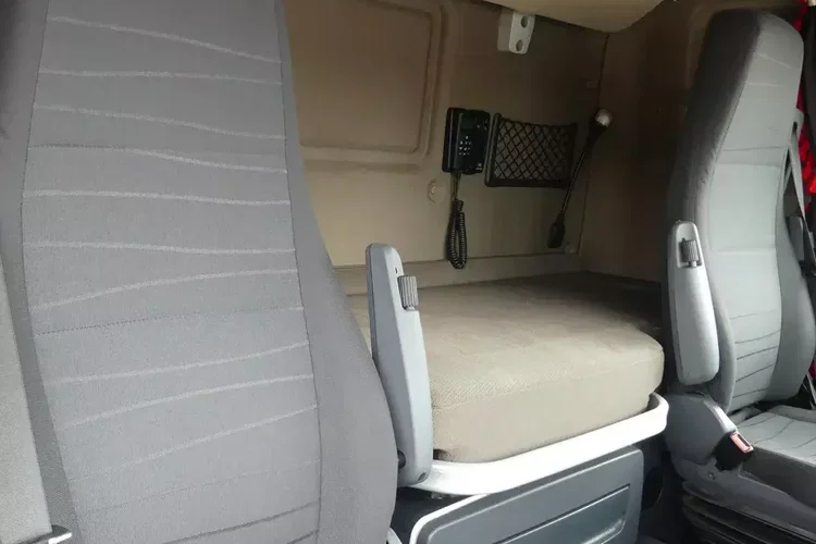 Scania R 490 / 6x2 / HAKOWIEC / HIAB MULTILIFT / RETARDER / EURO 6 / zdjęcie 24