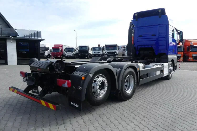 MAN TGX 26.400 / 6x2 / HAKOWIEC / HIAB MULTILIFT / EURO 6 / zdjęcie 11