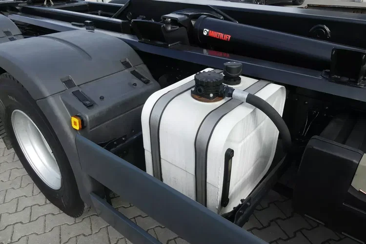 MAN TGX 26.400 / 6x2 / HAKOWIEC / HIAB MULTILIFT / EURO 6 / zdjęcie 17