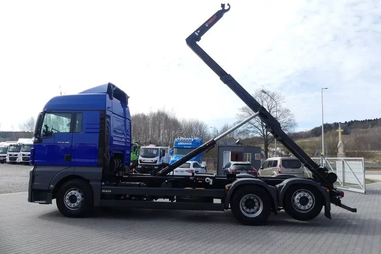 MAN TGX 26.400 / 6x2 / HAKOWIEC / HIAB MULTILIFT / EURO 6 / zdjęcie 3
