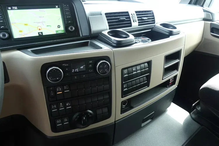 MAN TGM 18.290 / EURO 6 / KONTENER + WINDA / OTWIERANY BOK / zdjęcie 29