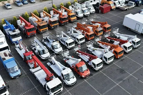 Nissan Zwyżka Podnośnik Koszowy 4X4 CABSTAR MAXITY SPRINTER