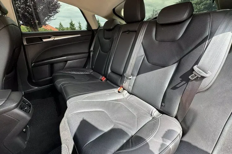 Ford mondeo zdjęcie 34