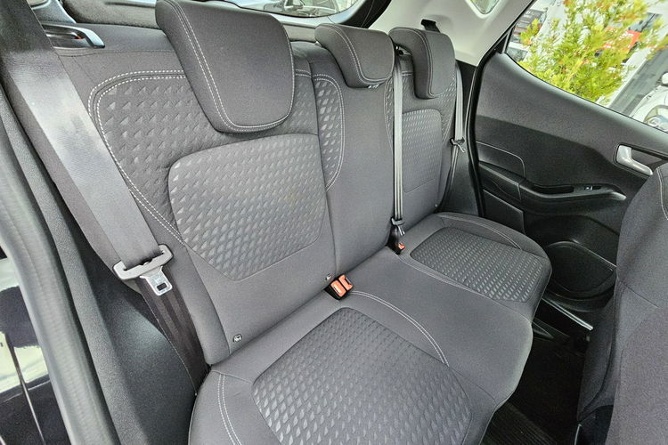 Ford Fiesta system parkowania, grzane fotele i kierownica, asystent pasa ruchu zdjęcie 14