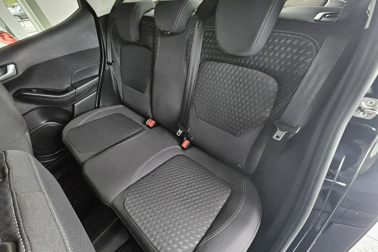 Ford Fiesta system parkowania, grzane fotele i kierownica, asystent pasa ruchu zdjęcie 16