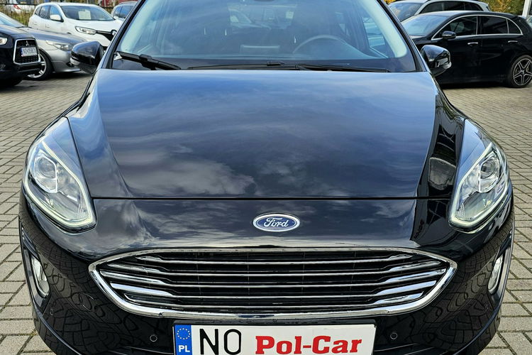 Ford Fiesta system parkowania, grzane fotele i kierownica, asystent pasa ruchu zdjęcie 2