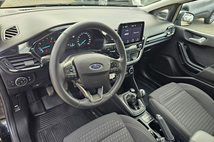 Ford Fiesta system parkowania, grzane fotele i kierownica, asystent pasa ruchu zdjęcie 23