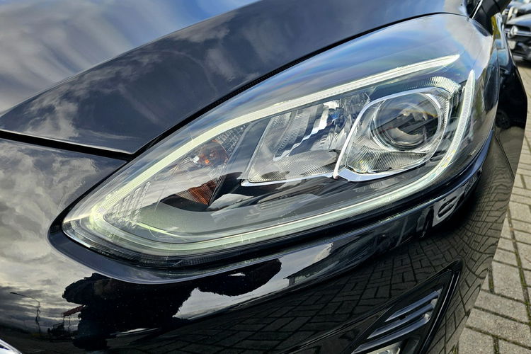 Ford Fiesta system parkowania, grzane fotele i kierownica, asystent pasa ruchu zdjęcie 3