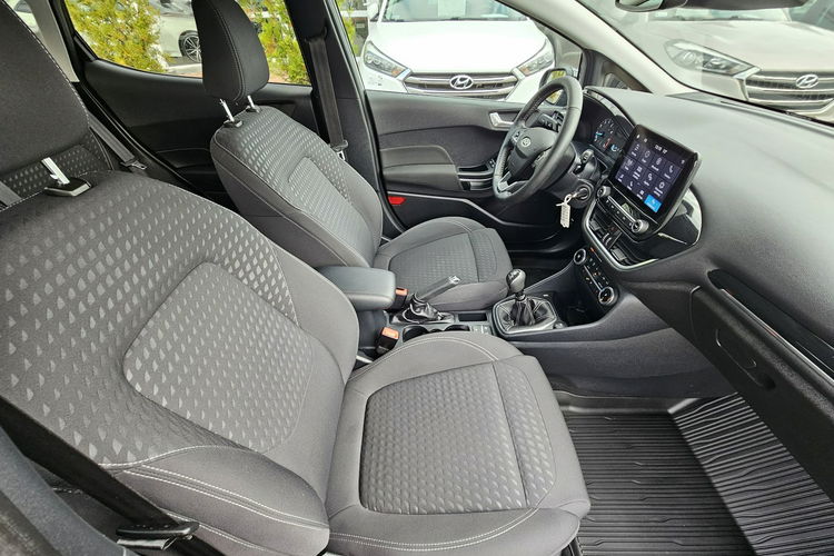 Ford Fiesta system parkowania, grzane fotele i kierownica, asystent pasa ruchu zdjęcie 36