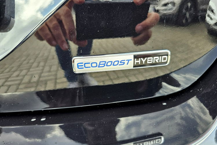 Ford Fiesta system parkowania, grzane fotele i kierownica, asystent pasa ruchu zdjęcie 9