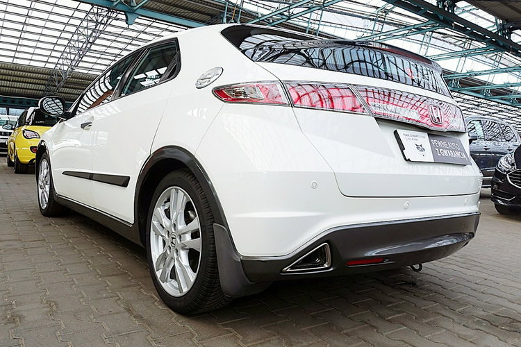 Honda Civic 1.8i 16V 140KM INSTALACJA GAZOWA do 2033 Roku Biała PERŁA Kraj Bezwyp zdjęcie 64