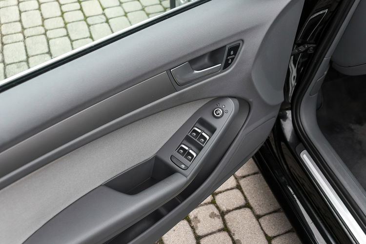 Audi A4 2.0_Diesel_177 KM_159 tyś km zdjęcie 11