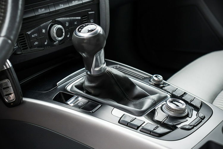 Audi A4 2.0_Diesel_177 KM_159 tyś km zdjęcie 21