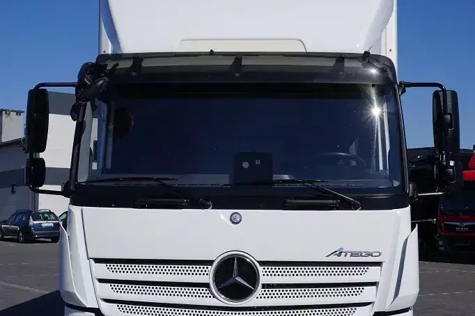Mercedes ATEGO / 1221 / ACC / EURO 6 / KONTENER + WINDA / 17 PALET zdjęcie 14