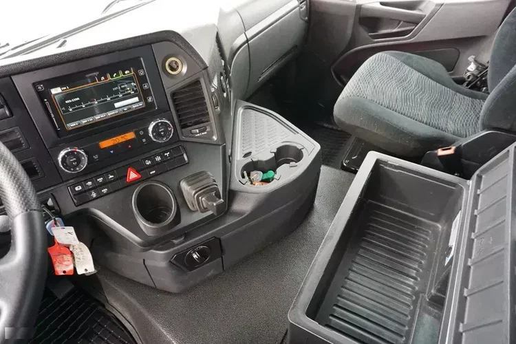 Mercedes / AROCS / 2545 / E 6 / WYWROTKA / 6 X 6 / HYDROBURTA zdjęcie 10