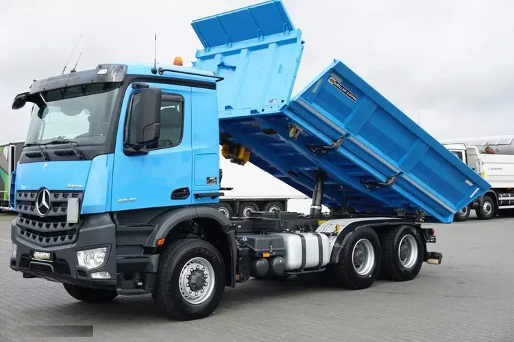 Mercedes / AROCS / 2545 / E 6 / WYWROTKA / 6 X 6 / HYDROBURTA zdjęcie 19