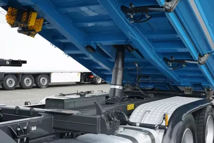 Mercedes / AROCS / 2545 / E 6 / WYWROTKA / 6 X 6 / HYDROBURTA zdjęcie 22