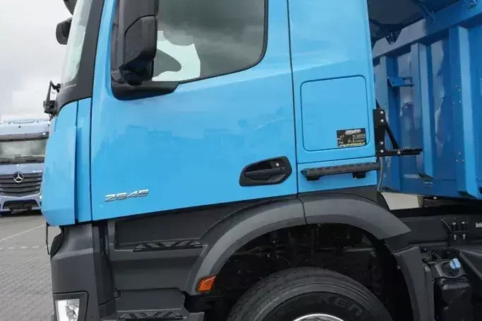 Mercedes / AROCS / 2545 / E 6 / WYWROTKA / 6 X 6 / HYDROBURTA zdjęcie 31