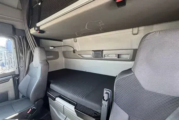 MAN TGX 18.510 E6 4x2 / Kab. sypialna / 2023 / 4 szt zdjęcie 13