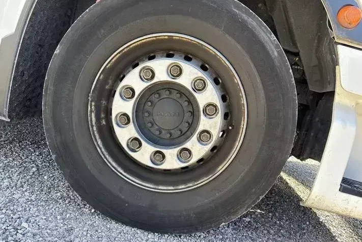 MAN TGX 18.510 E6 4x2 / Kab. sypialna / 2023 / 4 szt. zdjęcie 10