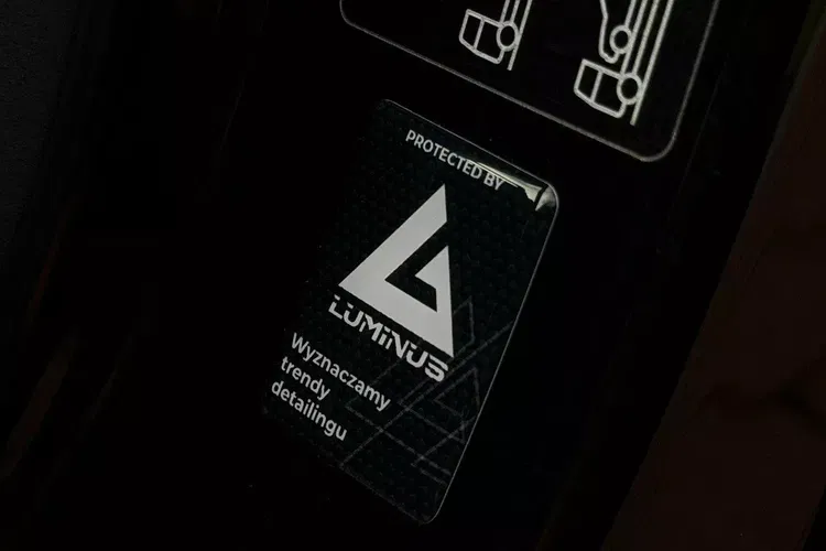 BMW seria-2 zdjęcie 19