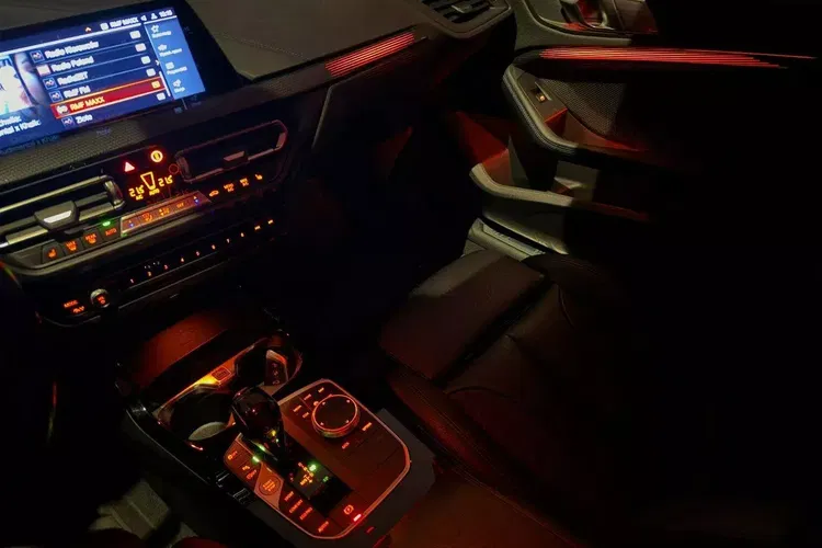 BMW seria-2 zdjęcie 24