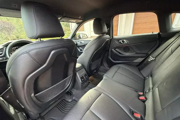 BMW seria-2 zdjęcie 39