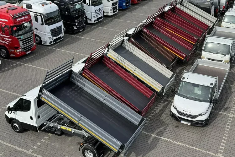 Iveco Daily 35C16 V zdjęcie 28