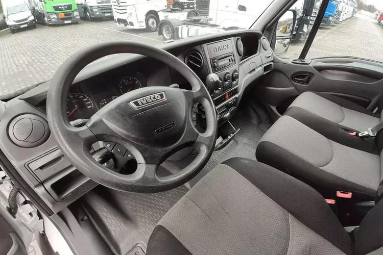 Iveco Daily 70C18 V H zdjęcie 25