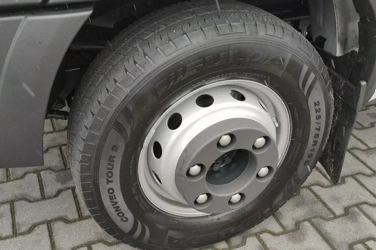 Iveco Daily 70C18 V H zdjęcie 8