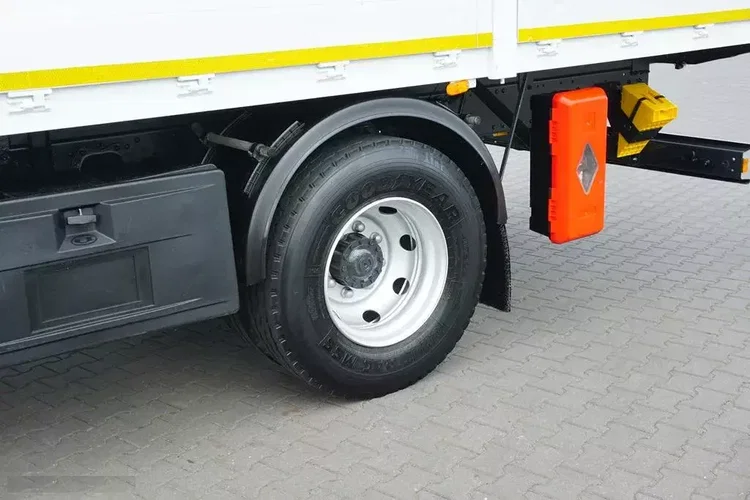 Iveco EUROCARGO / 160-21 / SKRZYNIOWY + HDS / FASSI F110 / ROTATOR / PILOT zdjęcie 18