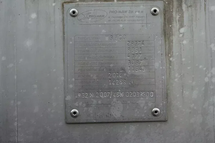 SOMMER CYSTERNA SPOZYWCZA / 28 374 LITRÓW / 4 KOMOROWA / WEBASTO / POMPA zdjęcie 12