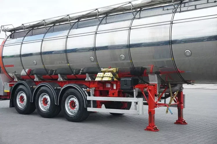 SOMMER CYSTERNA SPOZYWCZA / 28 374 LITRÓW / 4 KOMOROWA / WEBASTO / POMPA zdjęcie 14