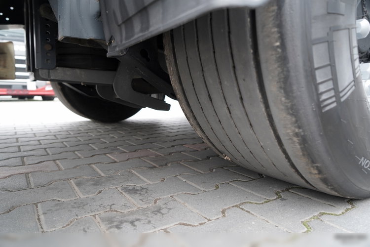 Wielton / FIRANKA / MEGA / LOWDECK / OŚ PODNOSZONA / SAF  zdjęcie 21