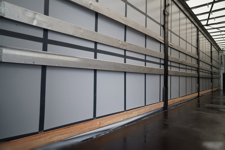 KAESSBOHRER FIRANKA / MEGA /  LOW DECK /  DACH PODNOSZONY / 2021 R  zdjęcie 16