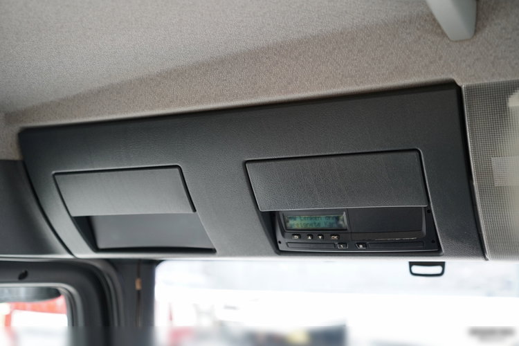 MAN TGS 32.400 / 8x4 / BETONOMIESZARKA SCHWING STETTER  / GRUSZKA 9M3 / KAMERA COFANIA  zdjęcie 42