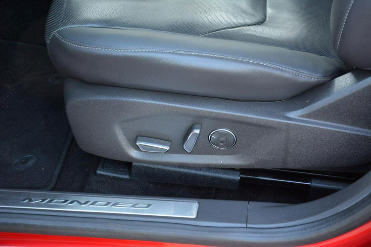 Ford Mondeo Full Led Radar ACC Wentylacja Skóry Navi Kamera Panorama Sony zdjęcie 22