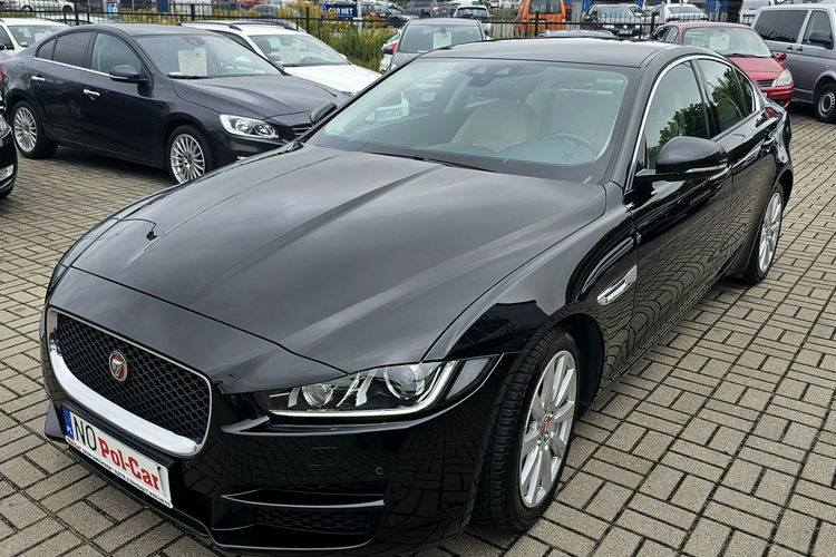 Jaguar XE model 2016, polski salon, serwis, nowy rozrząd, zdjęcie 3